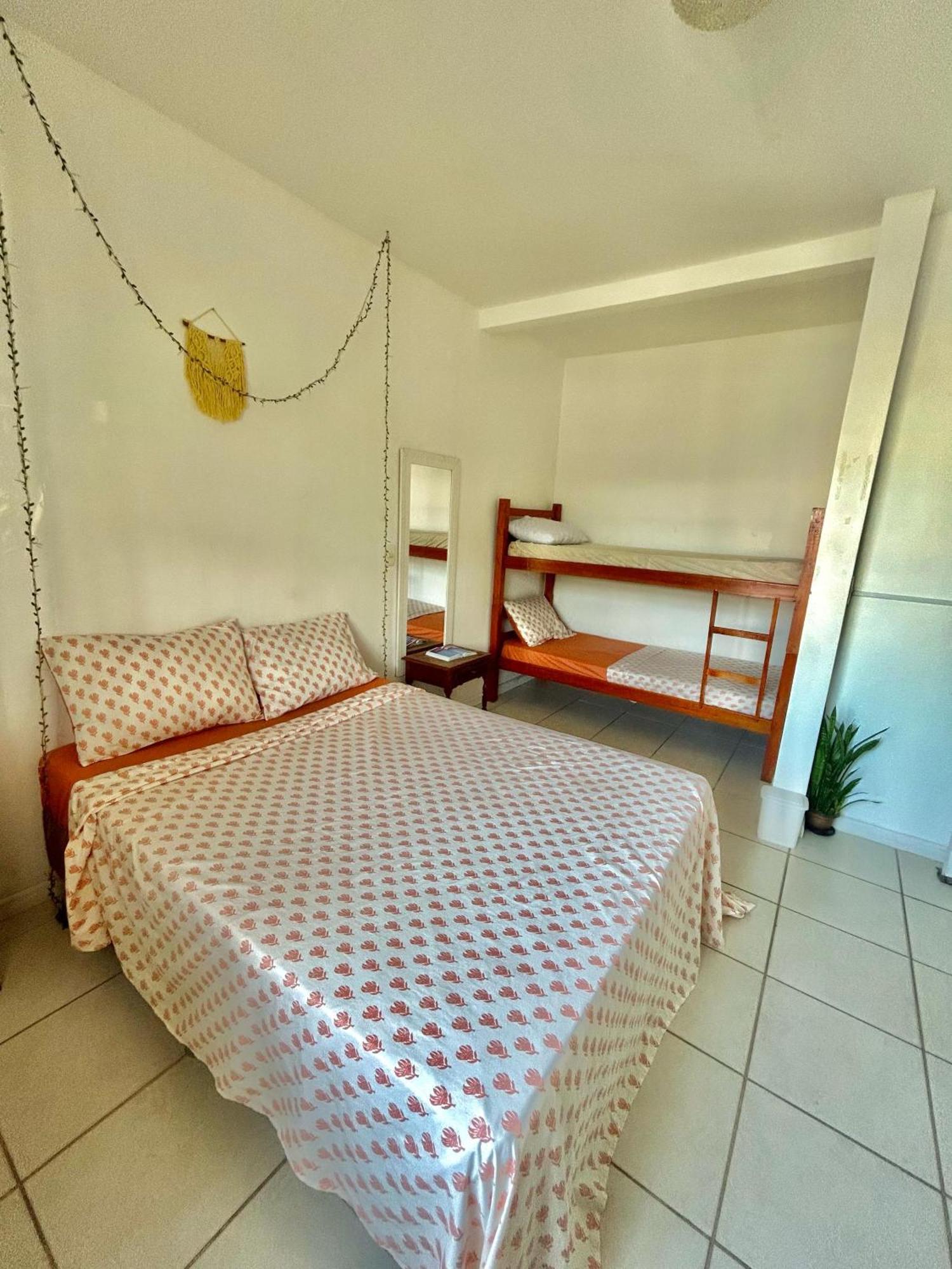 Pequi Hostel Флорианополис Экстерьер фото