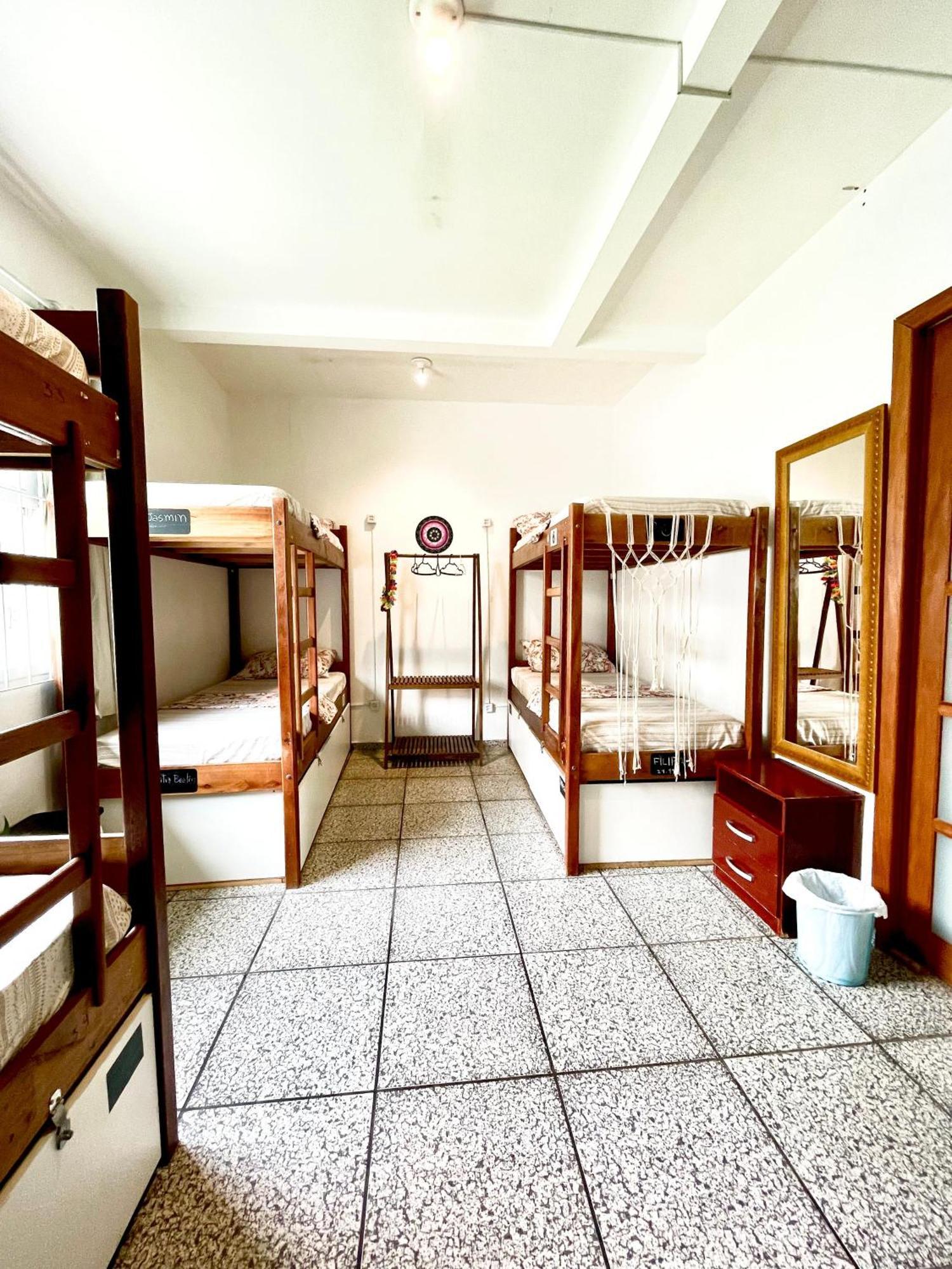 Pequi Hostel Флорианополис Экстерьер фото
