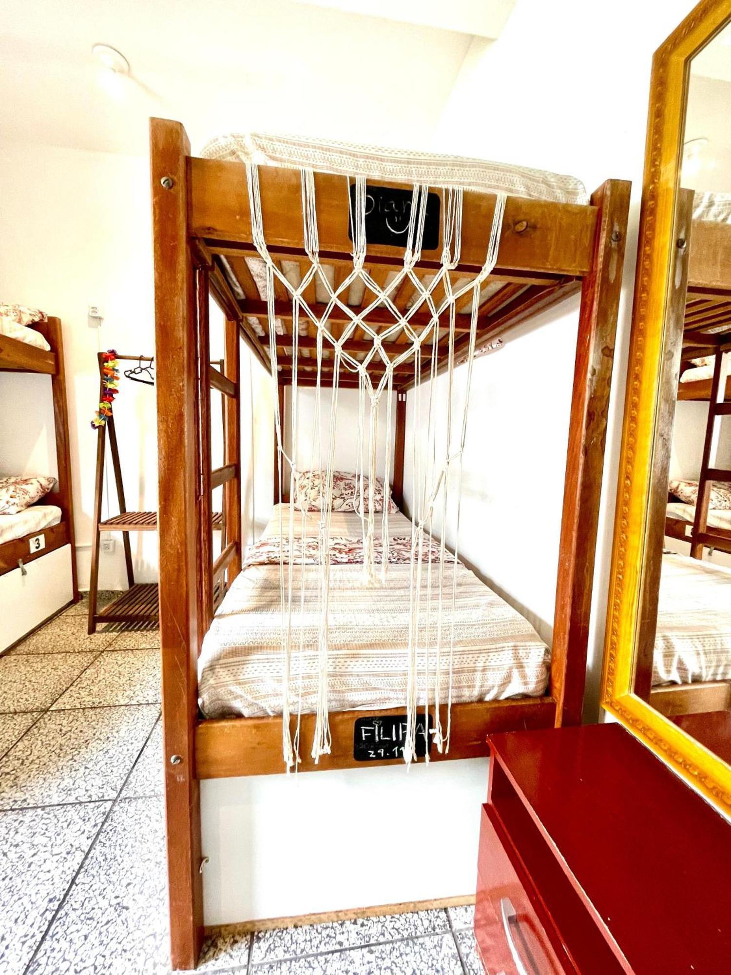 Pequi Hostel Флорианополис Экстерьер фото
